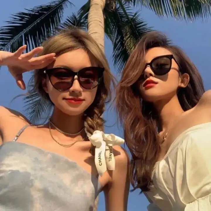 青春红似火